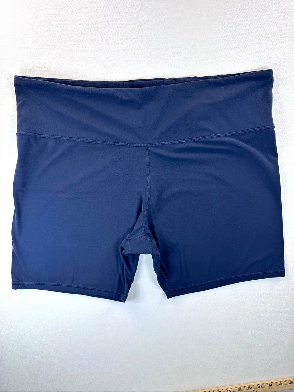 Athleta Women’s Ultra High Rise Elation 7" Short Athletic Shorts Blue 3X Soft